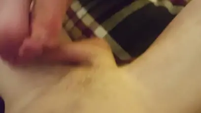 Roxxie giving me an oiled solejob 1 of 2