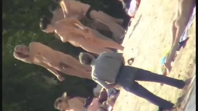 I made a scene of my friends on the beach