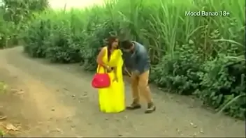 Indian kiss bhabi